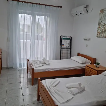 Apartament Red Rose Kámpos Zewnętrze zdjęcie